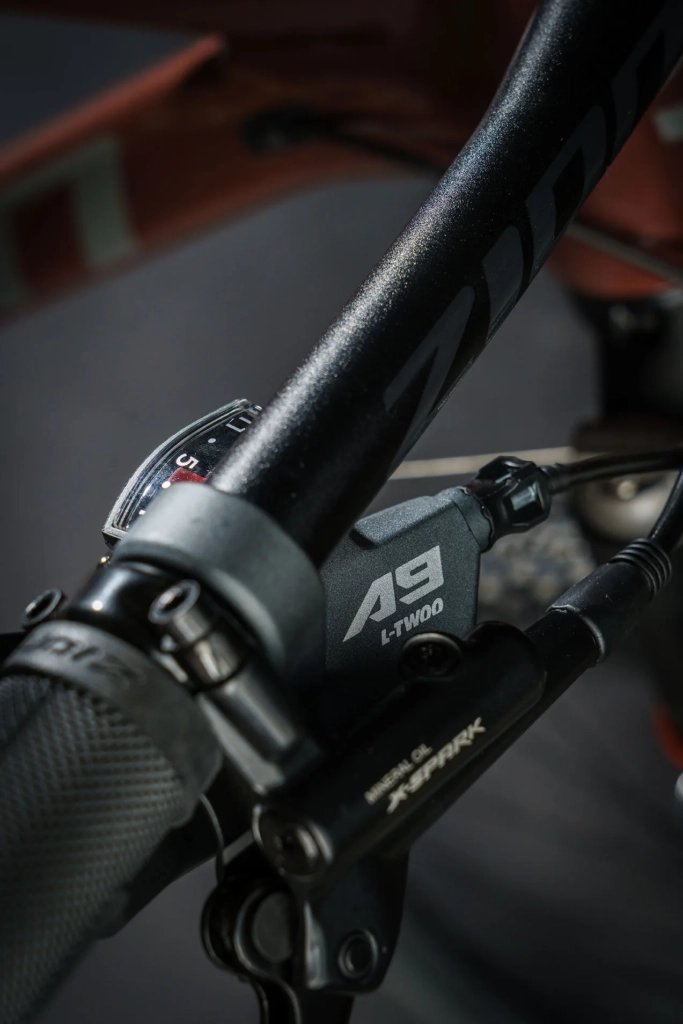 zion_strik_amarill_10