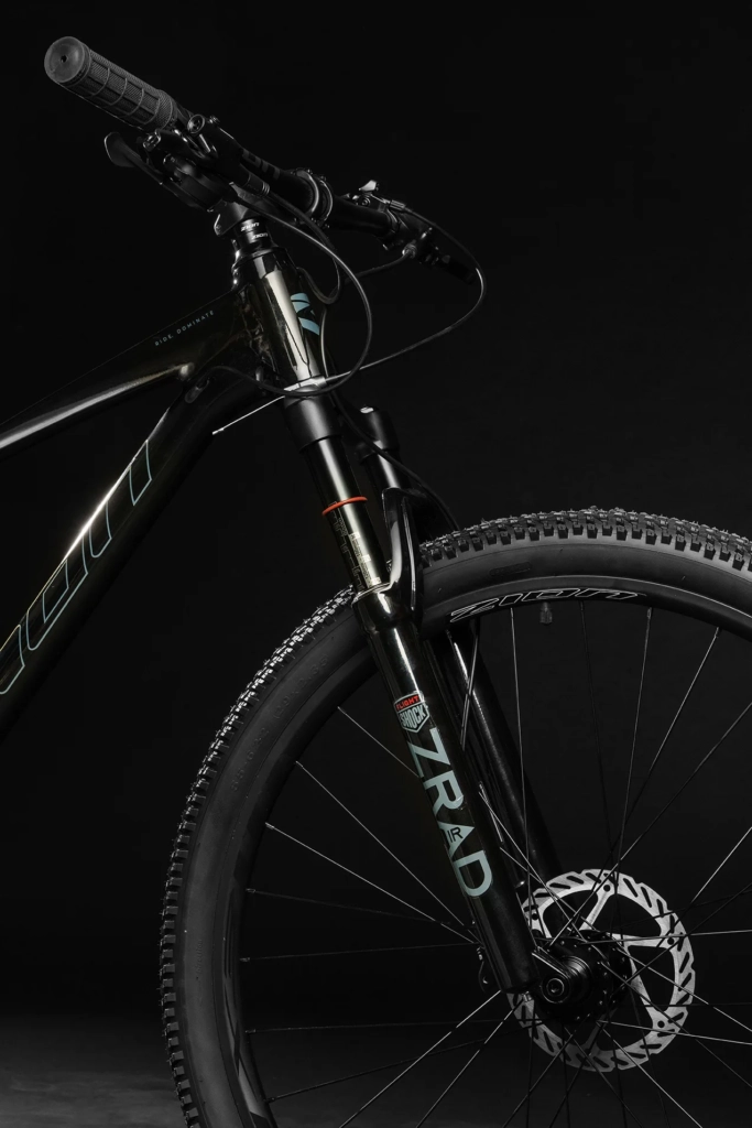 zion_strix_gt_negra_04