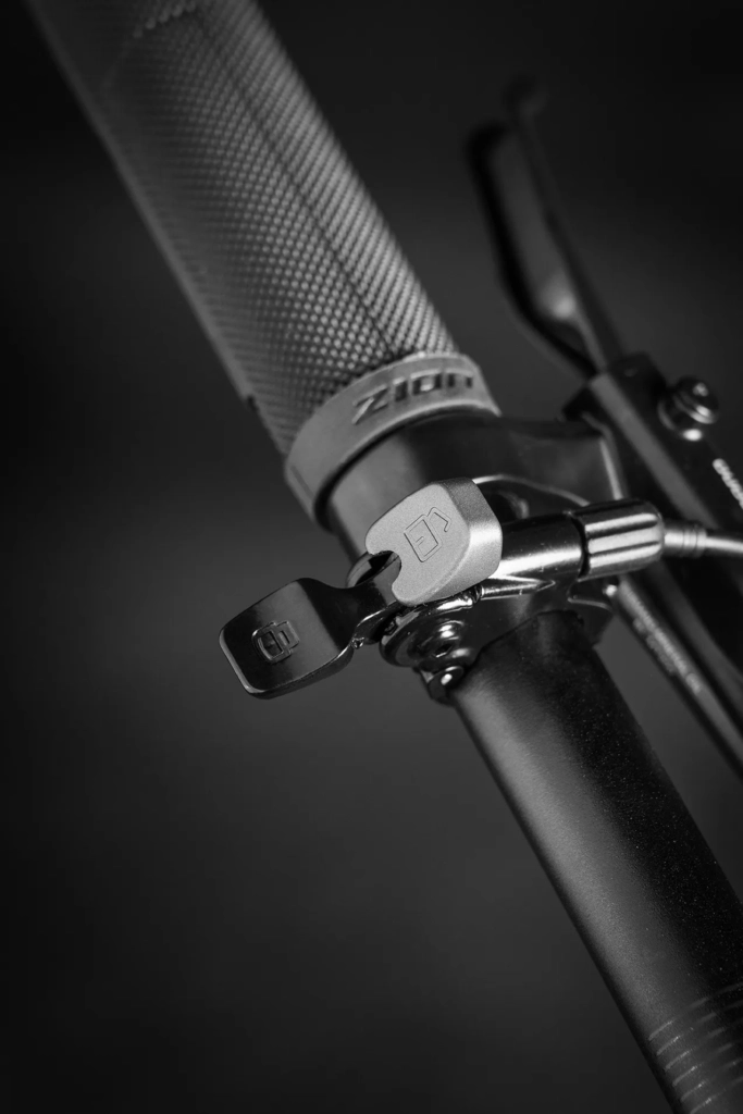 zion_strix_gt_negra_10